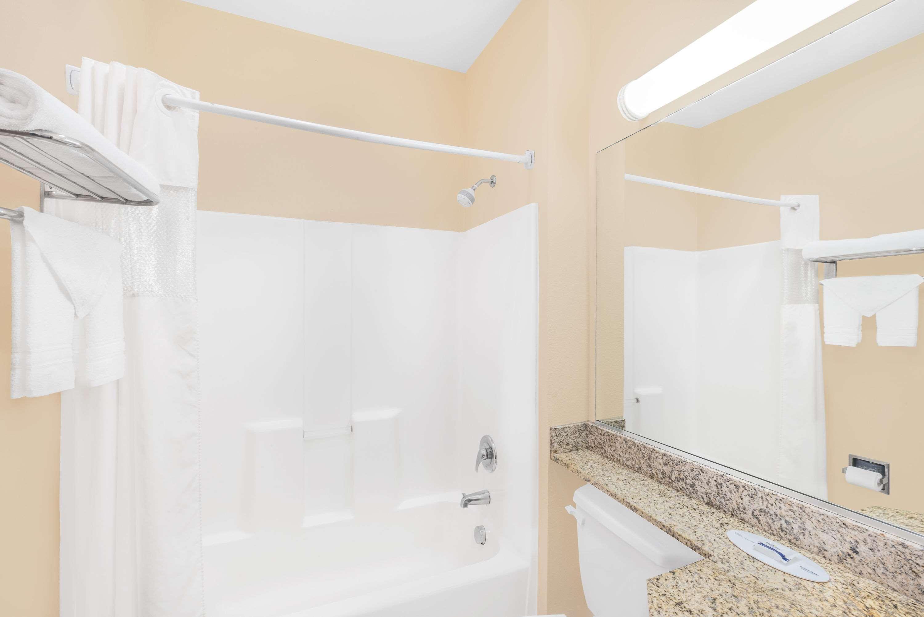 Microtel Inn & Suites By Wyndham Corpus Christi/Aransas Pass Bagian luar foto